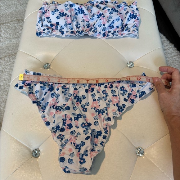 White Pink Blue Floral Bandeau Tube top Strapless Bikini Size Medium NWT New - Picture 12 of 13